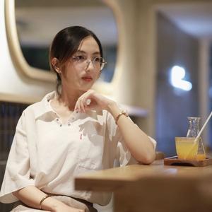 靳高妍